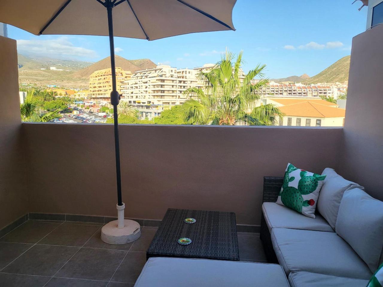 Central & Beach Los Cristianos By Helloapartments Exterior photo