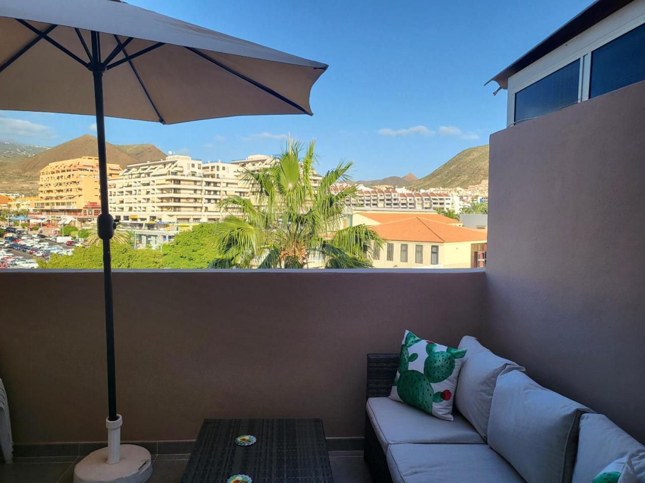Central & Beach Los Cristianos By Helloapartments Exterior photo